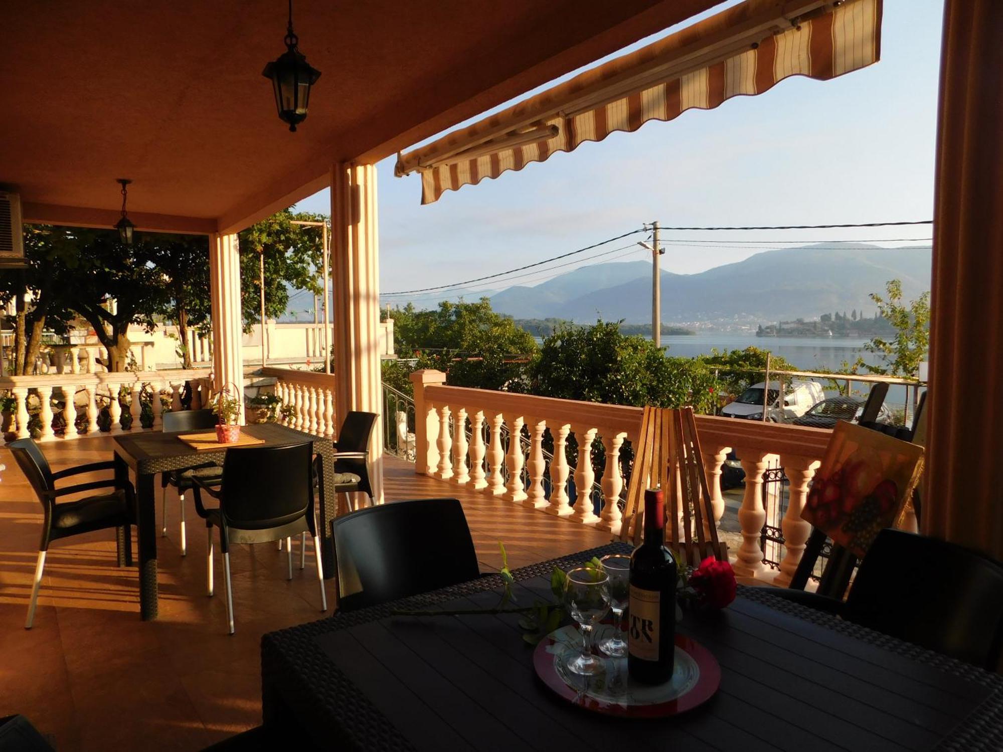 Apartments Klakor Tivat Exteriér fotografie