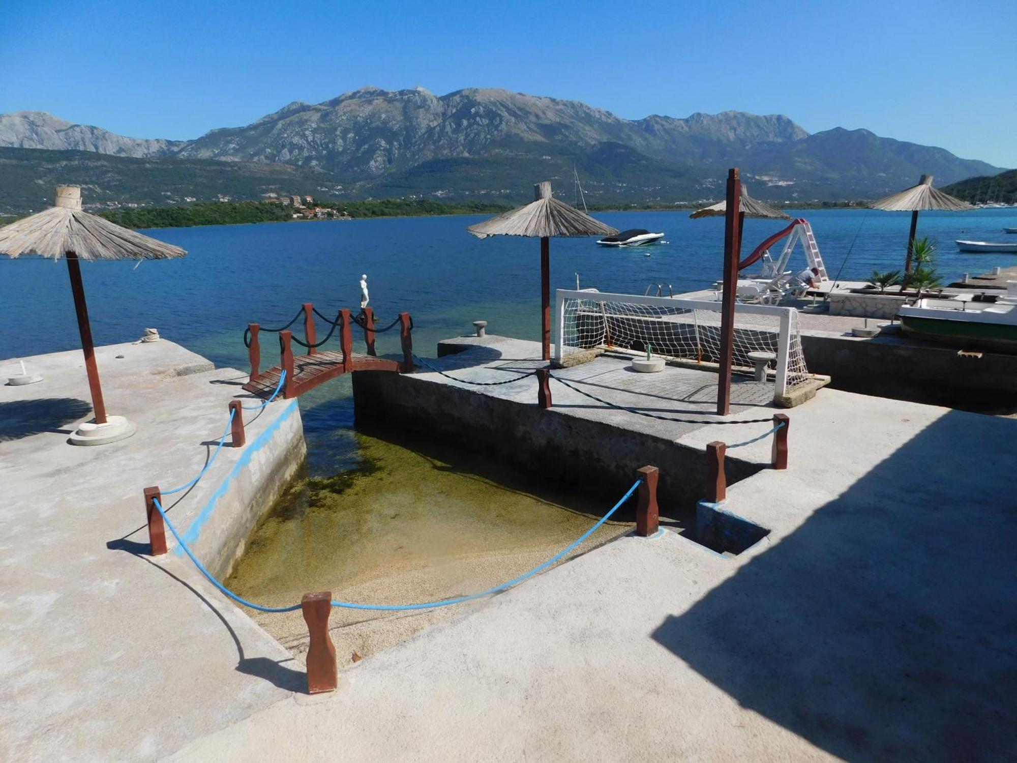 Apartments Klakor Tivat Exteriér fotografie